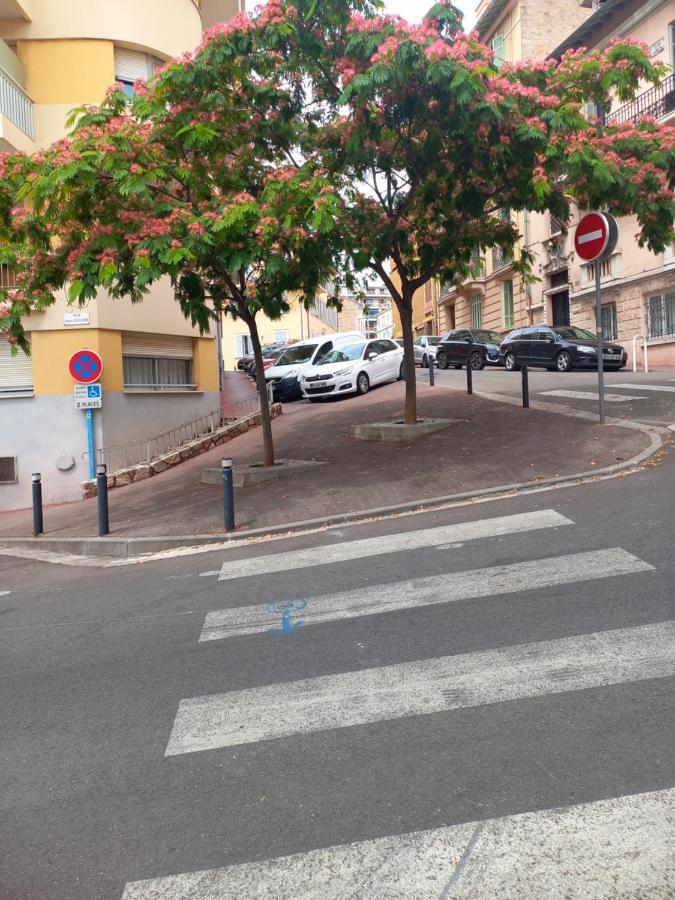 Le St Nicolas Cannes Eksteriør bilde